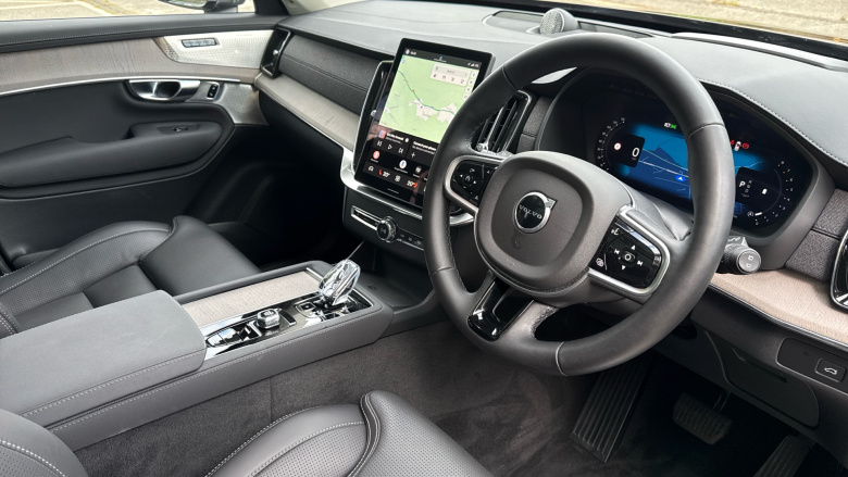 Volvo XC90 2.0 B5P Ultra Dark 5dr AWD Geartronic Petrol Estate